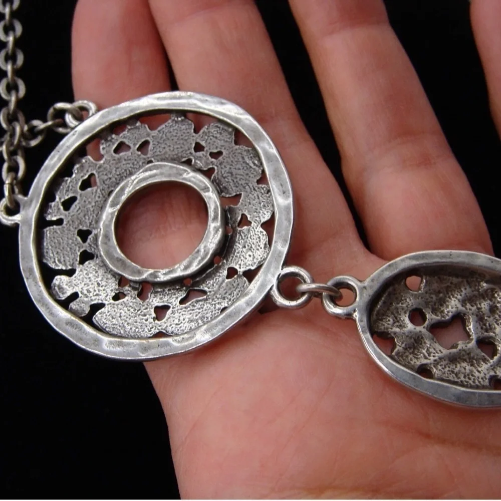 Chico’s Silver Tone Necklace Dual Pebbled Design Disc Pendants 3.5” Extender